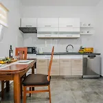 Lovely M&k In Peaceful Area - Apartman *