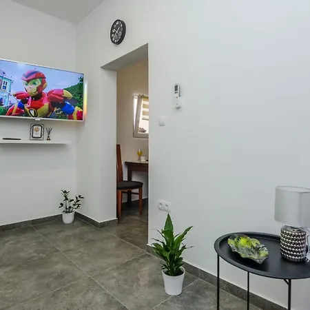 Lovely M&k In Peaceful Area - * 扎达尔