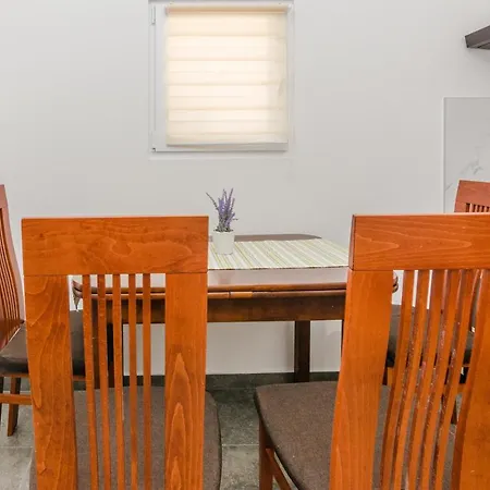 Lovely M&k In Peaceful Area - Ζαντάρ