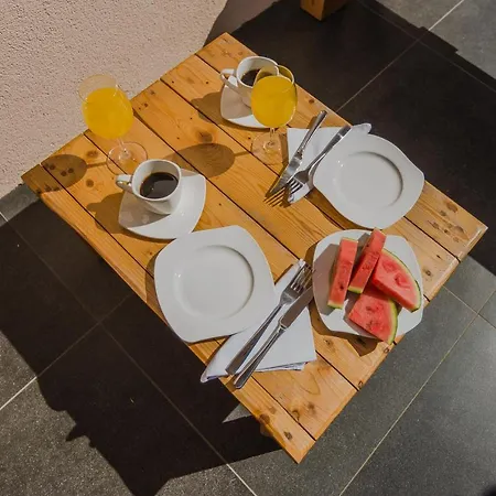 Lovely M&k In Peaceful Area -